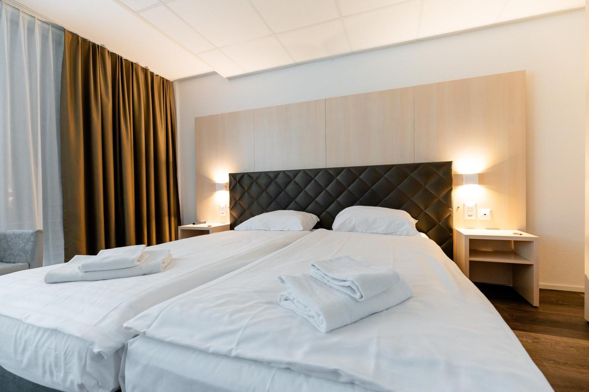 Los Lorentes Apartments Bern Airport ベルプ エクステリア 写真